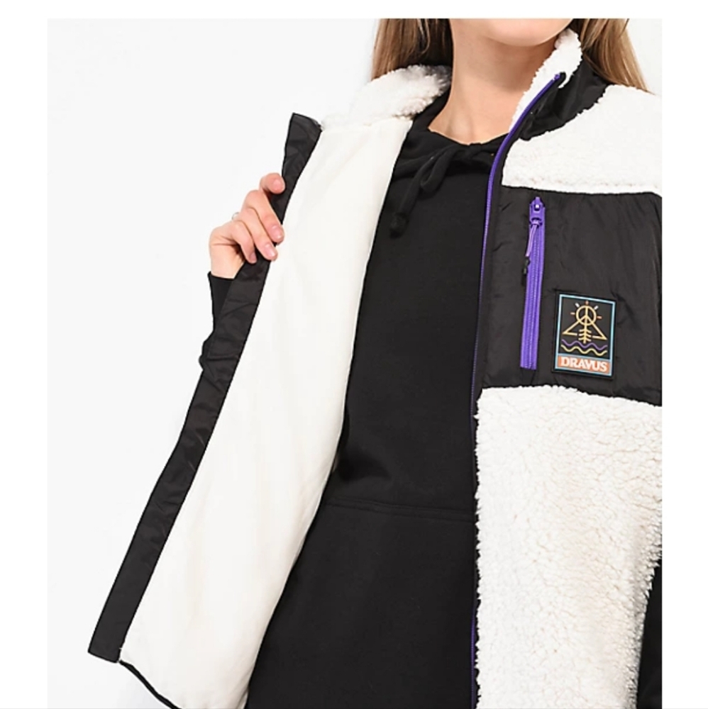Dravus Sherpa Vest - Picture 3 of 8
